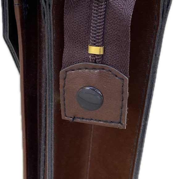 VINTAGE Unisex vegan brown leather portfolio , Size: 17”W x 12”H x 3”D - Picture 6 of 14